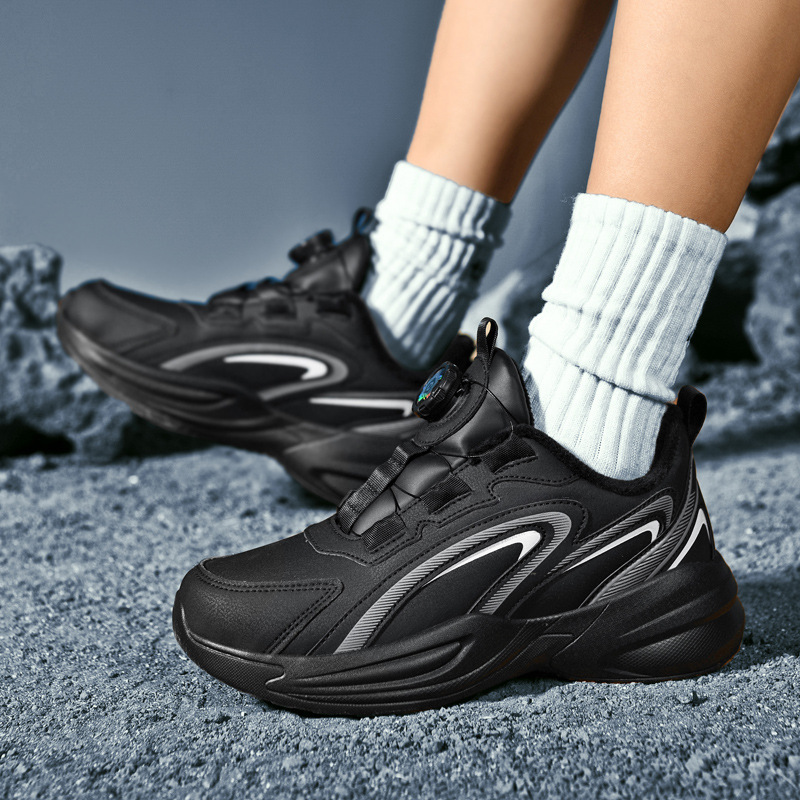 10 Everyday Looks to Stay Stylish and Confident nike air